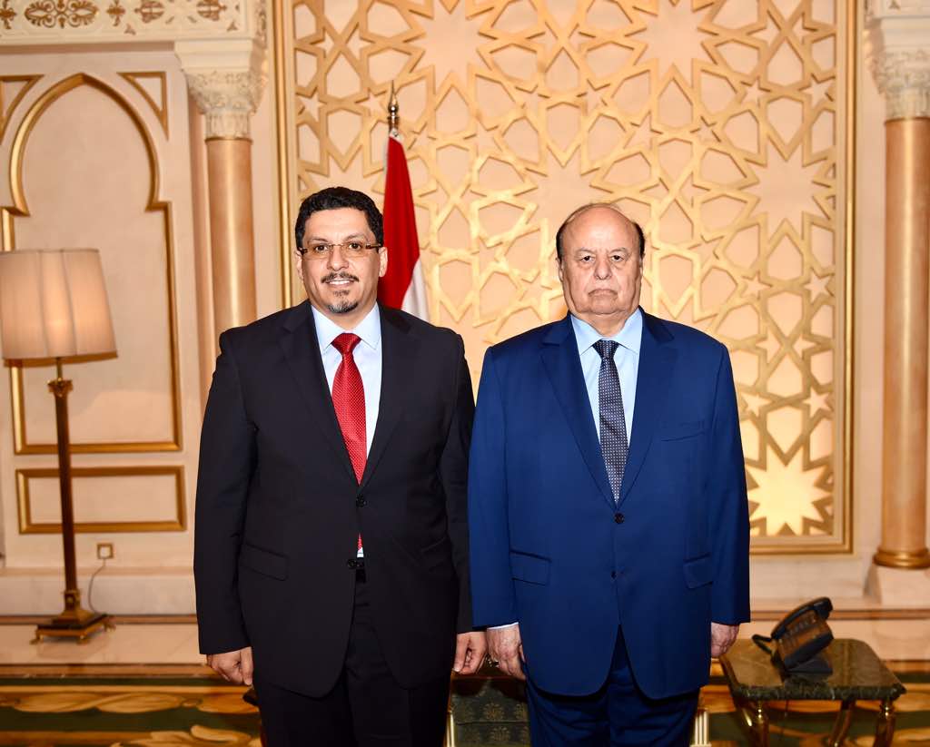 الرئيس هادي مع بن مبارك